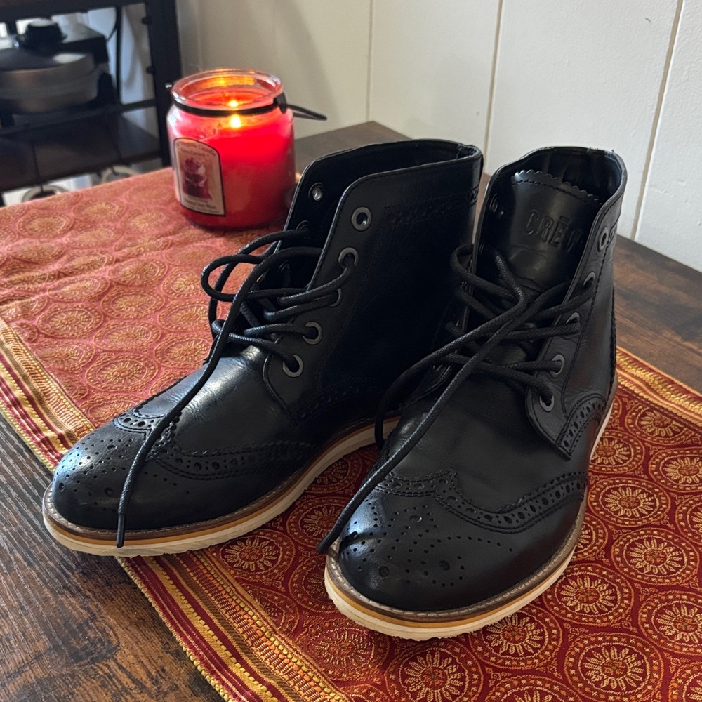CREVO LEATHER ANKLE BOOTS
